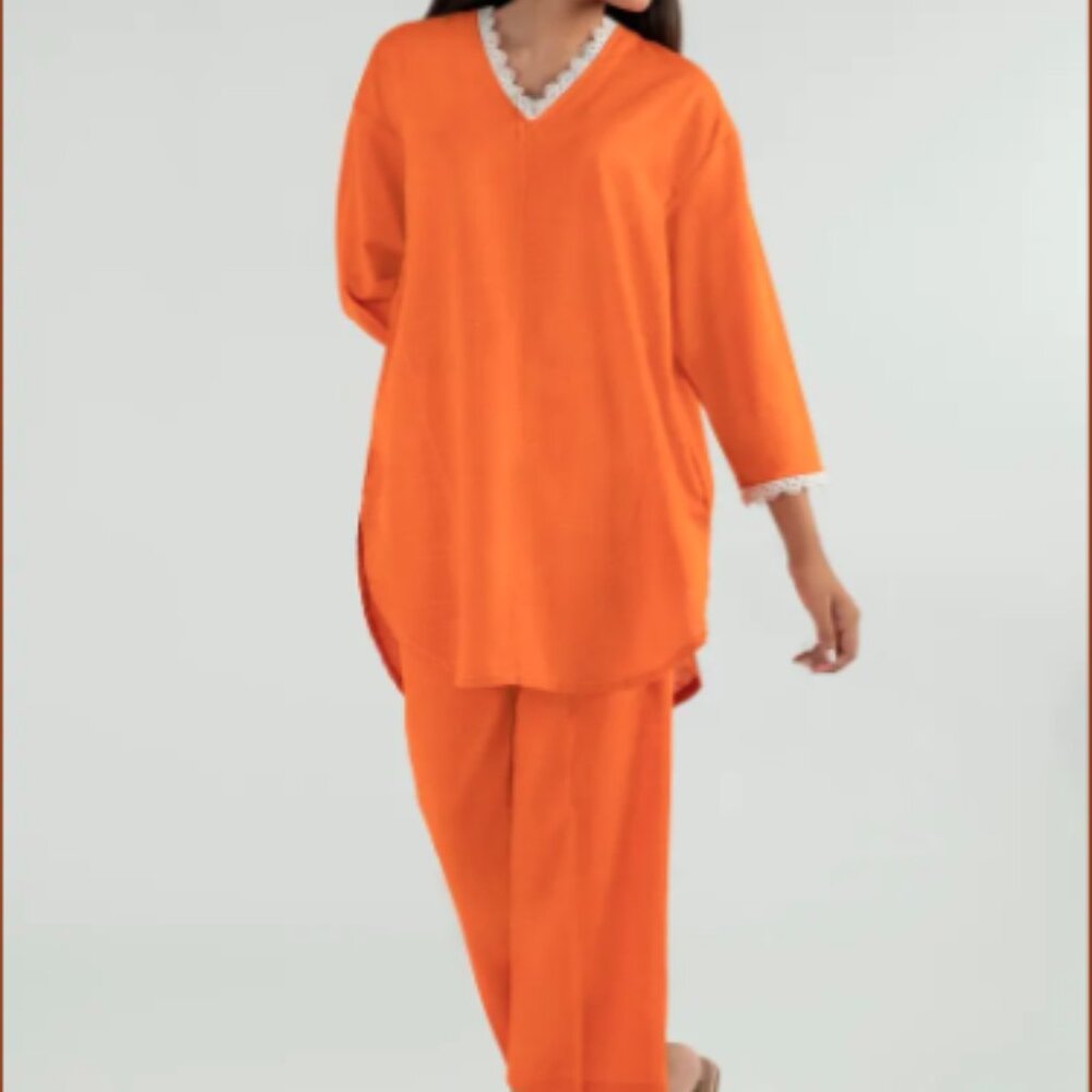 2-Piece Sana Safinaz Set – Stylish & Sophisticated